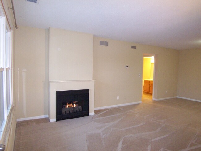 Photo - 109 Fieldcrest St Unit 301