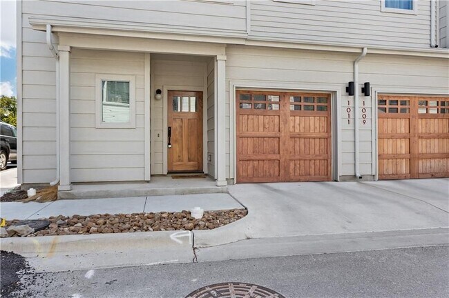 Photo - 1011 Muse Ln Unit #17