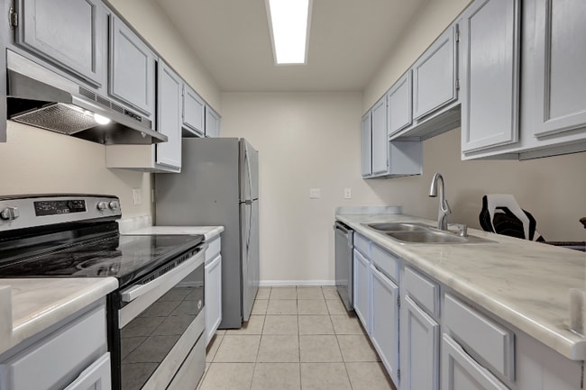 Photo - 539 Wright St Unit 201