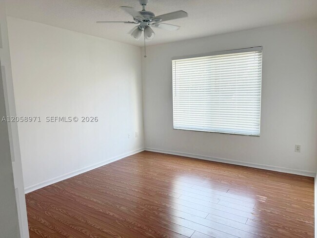401 Villa Cir Unidad 401