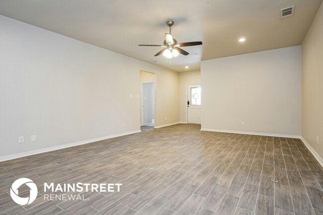 Photo - 1229 E Harvey Ave