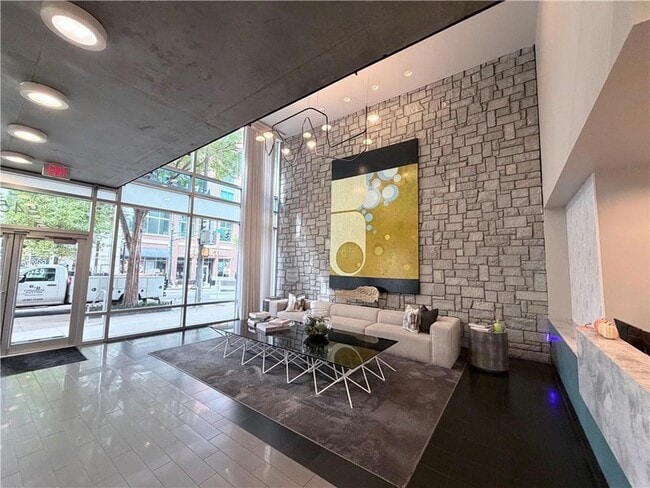 Photo - 845 Spring St NW Unit 524