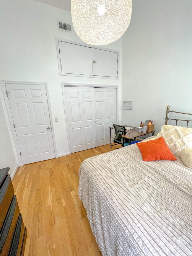 Photo - 42 Prospect St Unit 4C