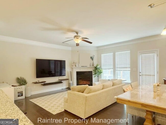 Photo - 309 Mannes Ln