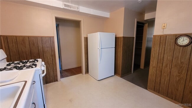 Photo - 6 Balzac Ct