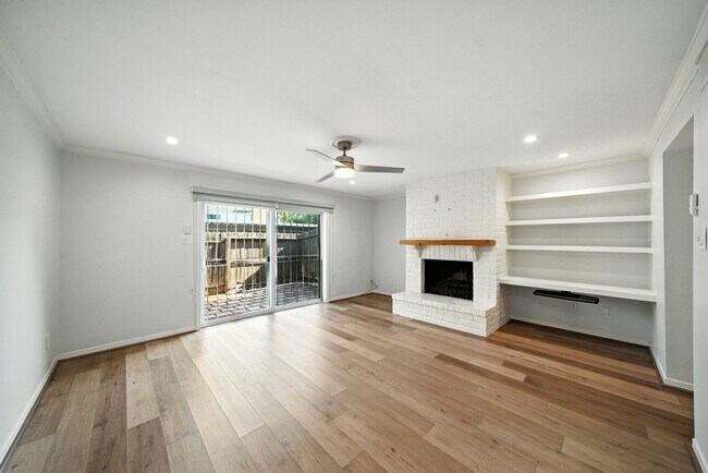 Photo - 10333 Longmont Dr Unit 35/3