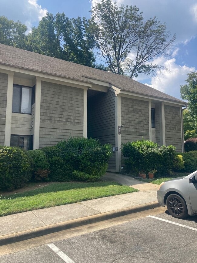 Photo - 1502 Benjamin Pkwy