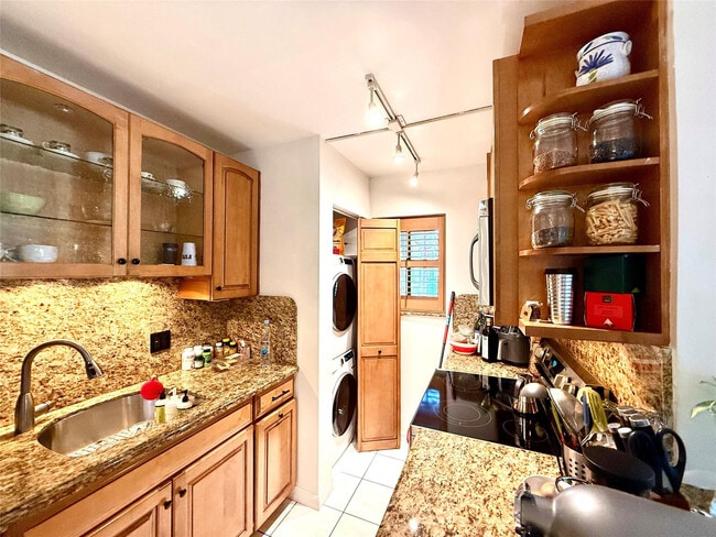 Photo - 677 Trace Cir Unidad 102