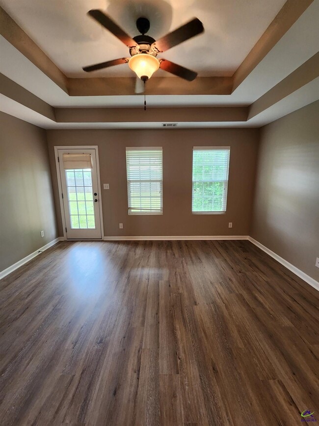 Photo - 103 Haven Way