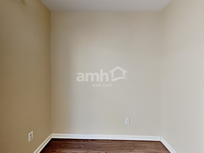 Photo - 1640 S Buckley Way