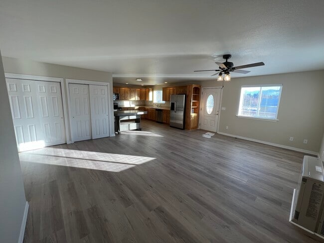 Photo - 288 Doran Ln Unit B