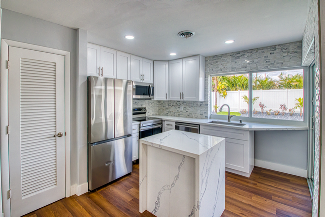 Photo - 1675 NW 43rd St House