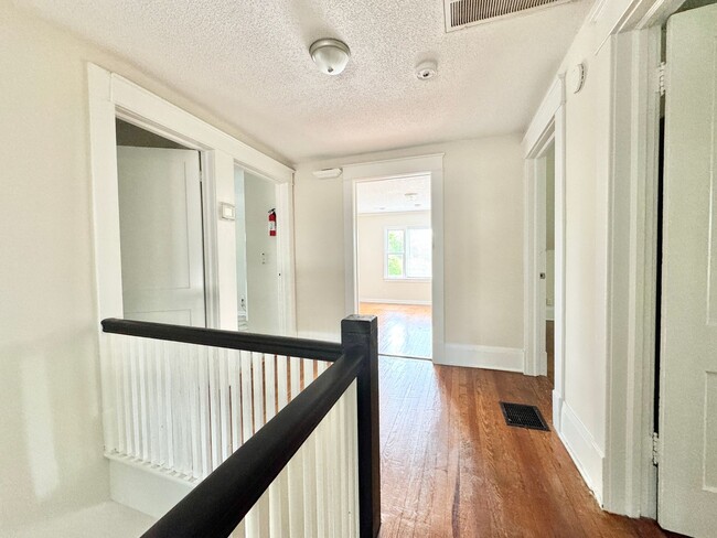 Photo - Adorable 2 Bedroom - Upstairs Unit Convenient to Downtown Greensboro & UNCG!