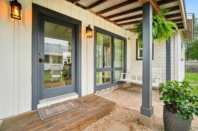 Photo - 801 Bishop St