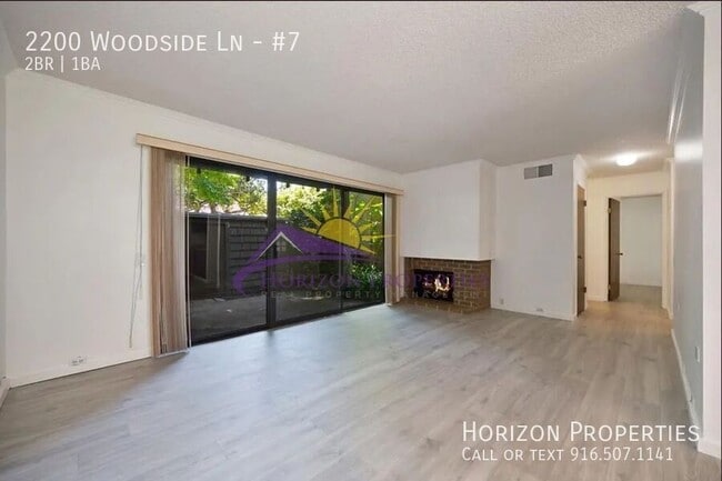 Photo - 2200 Woodside Ln Unidad #7
