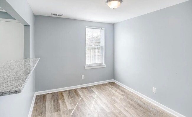 Photo - 819 Aisquith St