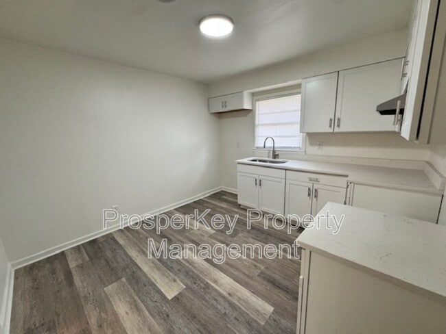 Photo - 176 Wickham Dr