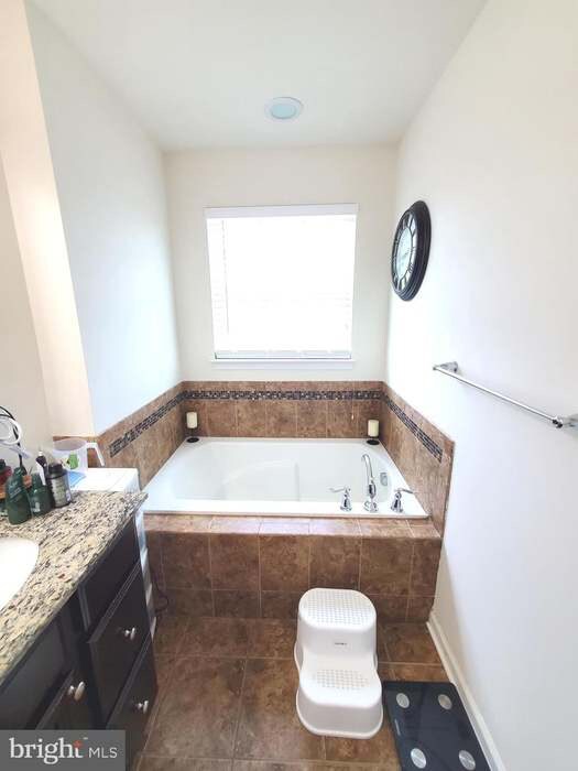 Photo - 5409 Double Day Ln