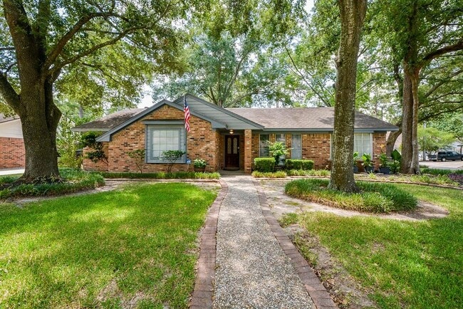 Photo - 5827 Lodge Creek Dr House
