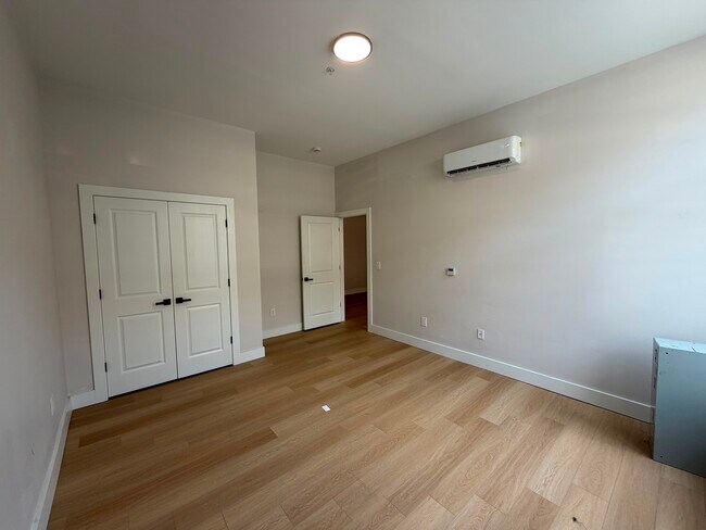 Photo - 18 Church St Unit 2