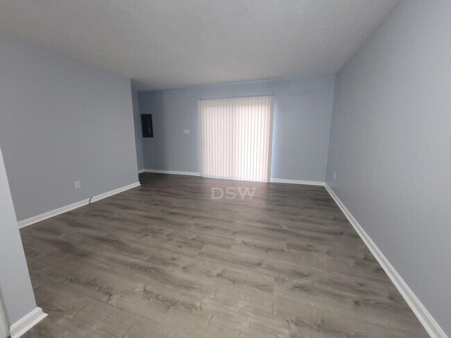 Photo - 1207 Payton Pl