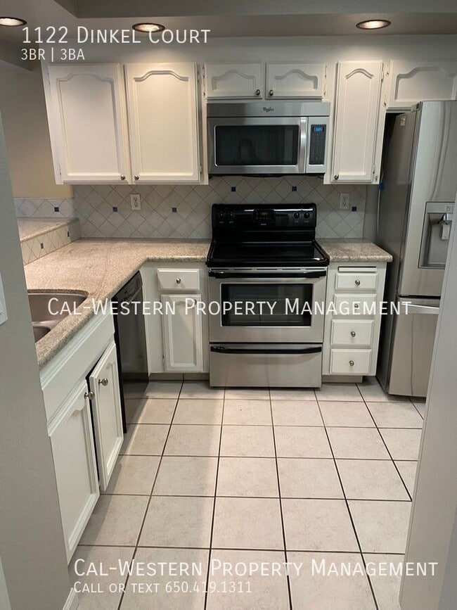 Photo - 1122 Dinkel Ct