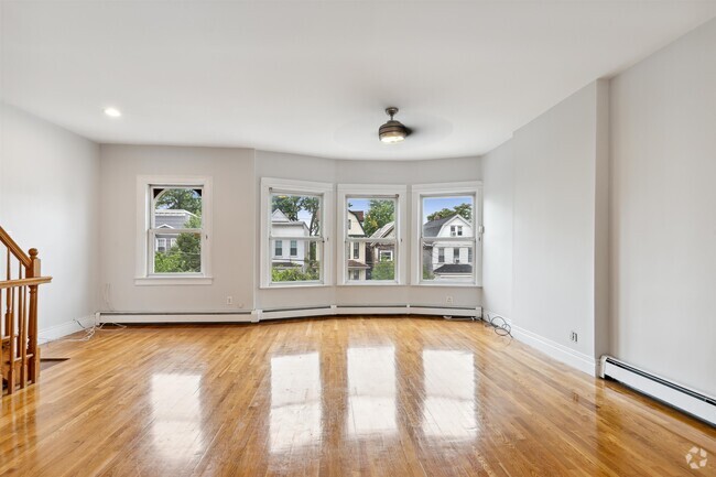 Building Photo - 240 Harrison Ave Unit 2 Rental