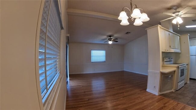 Photo - 2055 S Floral Ave