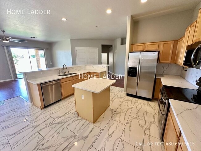Photo - 244 W Merrill Ave