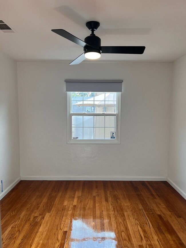 Photo - Chula Vista single family gem!