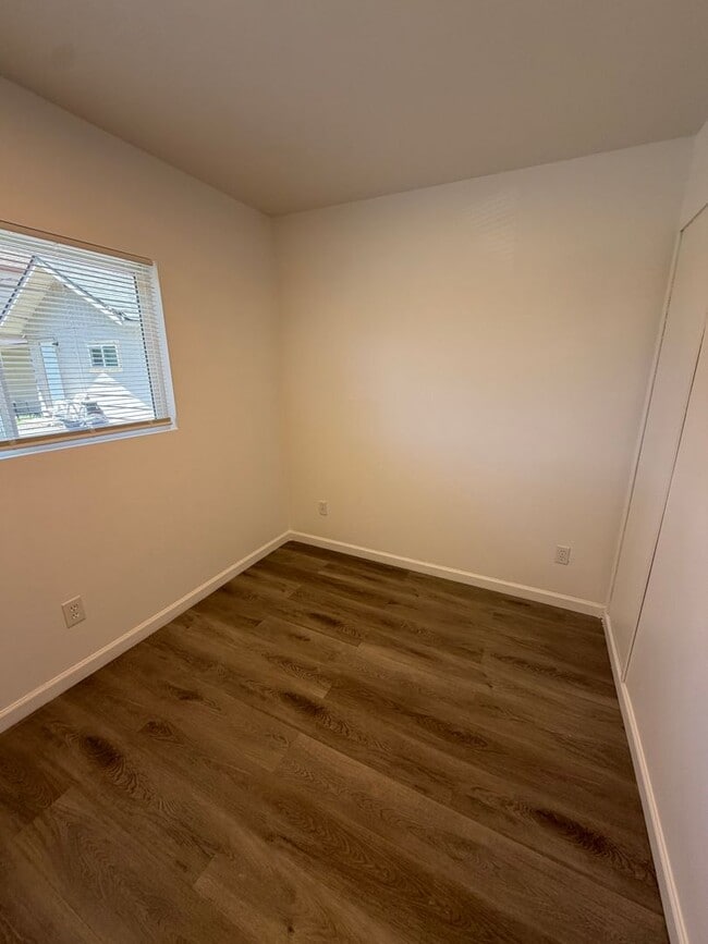 Photo - 2.2 Miles to Oregon Tech and Sky Lakes Medical Center! Newly renovated 1bdrm