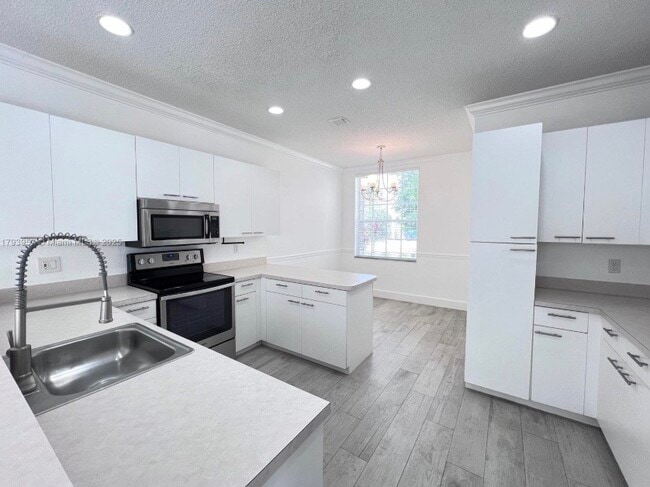 Building Photo - 725 NW 156th Ave Rental