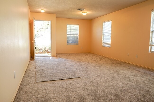 Photo - 19131 Prairie Bluff Dr