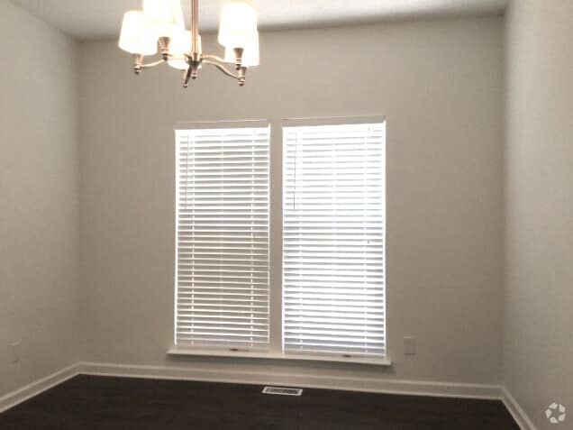 Building Photo - 7 Fawn Ridge Way Rental