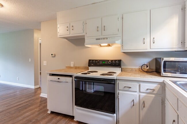 8810 Springfield Rd Unit B