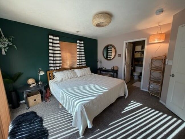 Photo - Furnished 3 Bedroom Home!