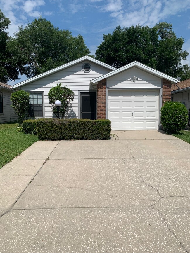 Front of home - 2224 NE 39th Ave House