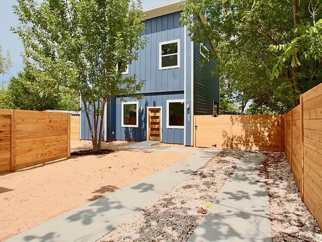 Photo - East Riverside near parks