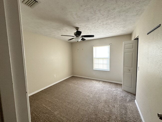 Photo - 5953 NE 62nd Court Rd