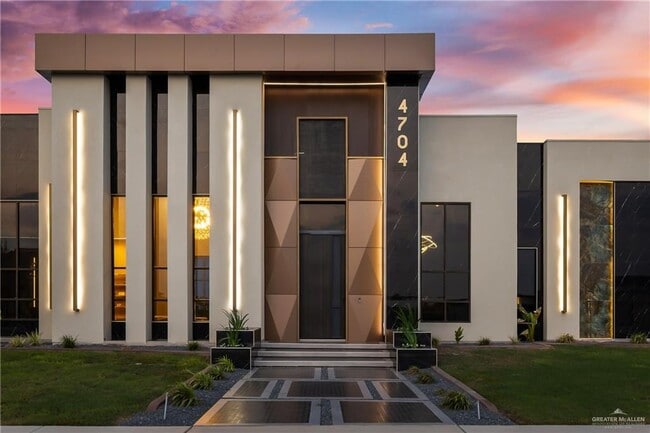 Photo - 43 Estancia Pkwy