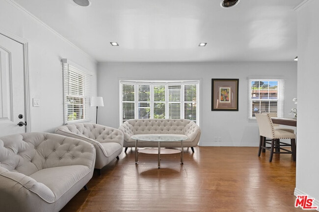 Photo - 3316 Barham Blvd