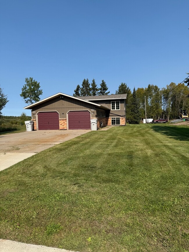 Building Photo - 606 13th St NW