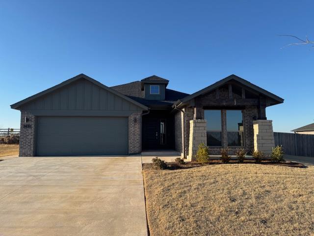 Building Photo - 2421 Heather Rd