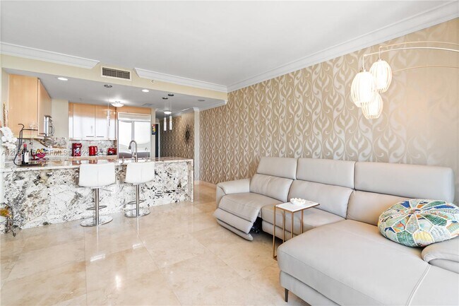 3350 SW 27th Ave Unit 1706
