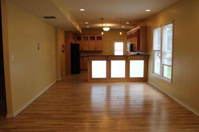 Photo - 907 Leavenworth St Unit Leavenworth 907 #1, #2