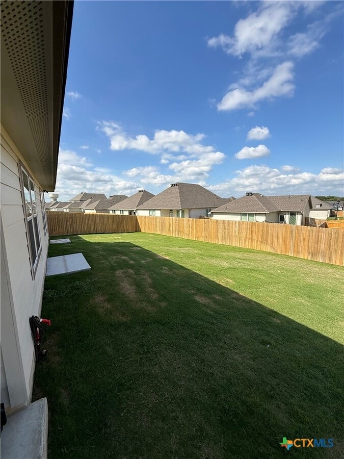 Photo - 146 Ellenora Dr