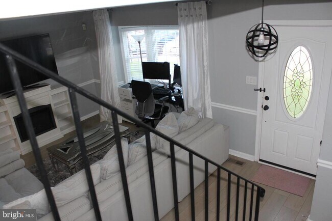 Photo - 2851 Bowes Ln