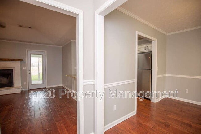 Photo - 776 Lee Rd 222