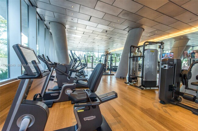 2669 S Bayshore Dr Unit 704N