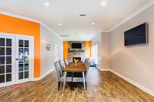 Willow Apartments